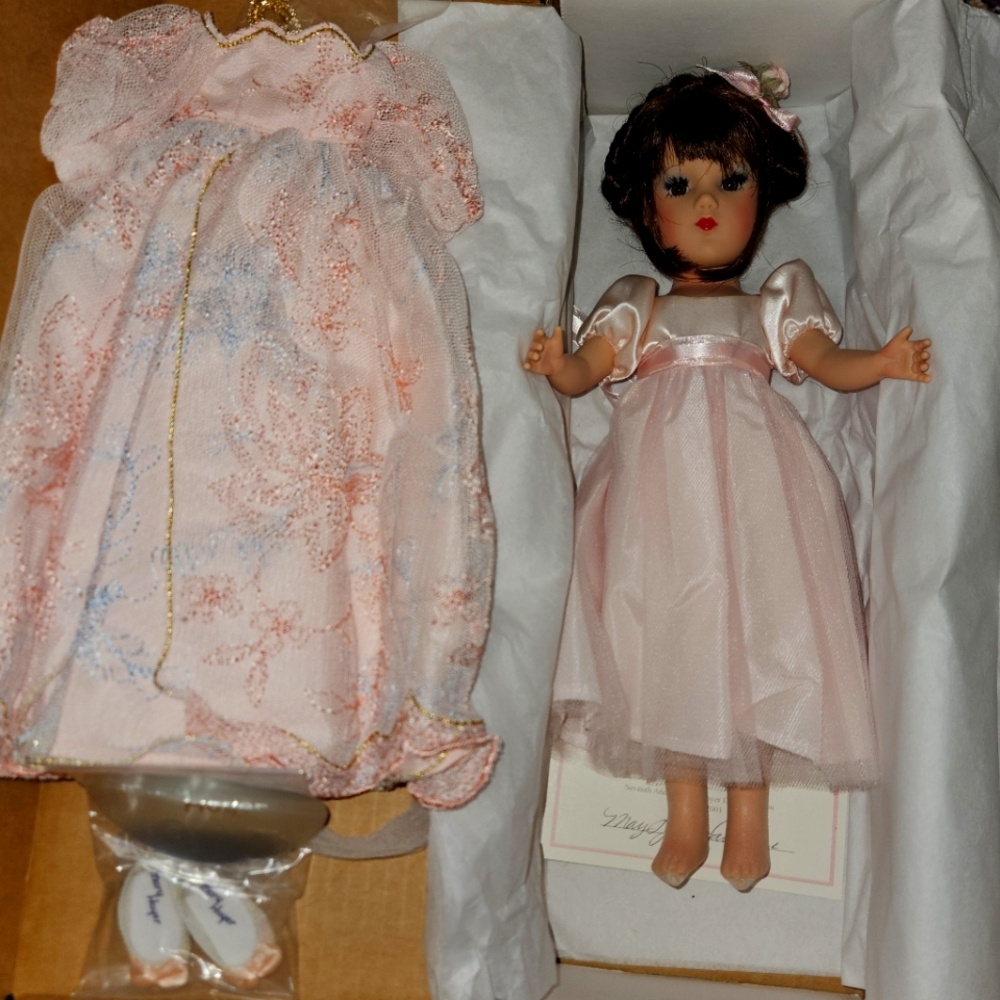1994 Mary Hoyer Doll